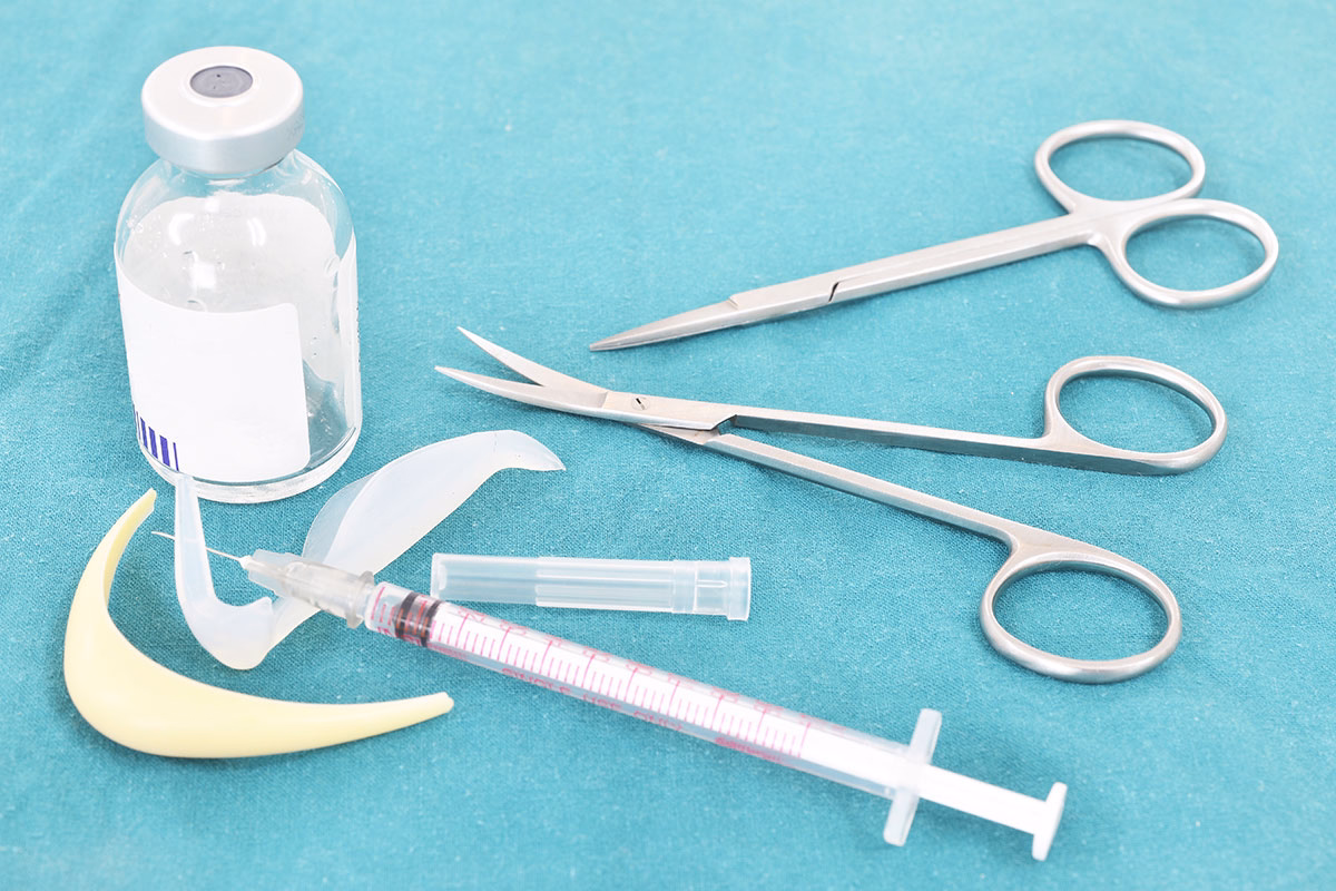 Surgical tools aimed to perform different types of chin augmentation procedures.