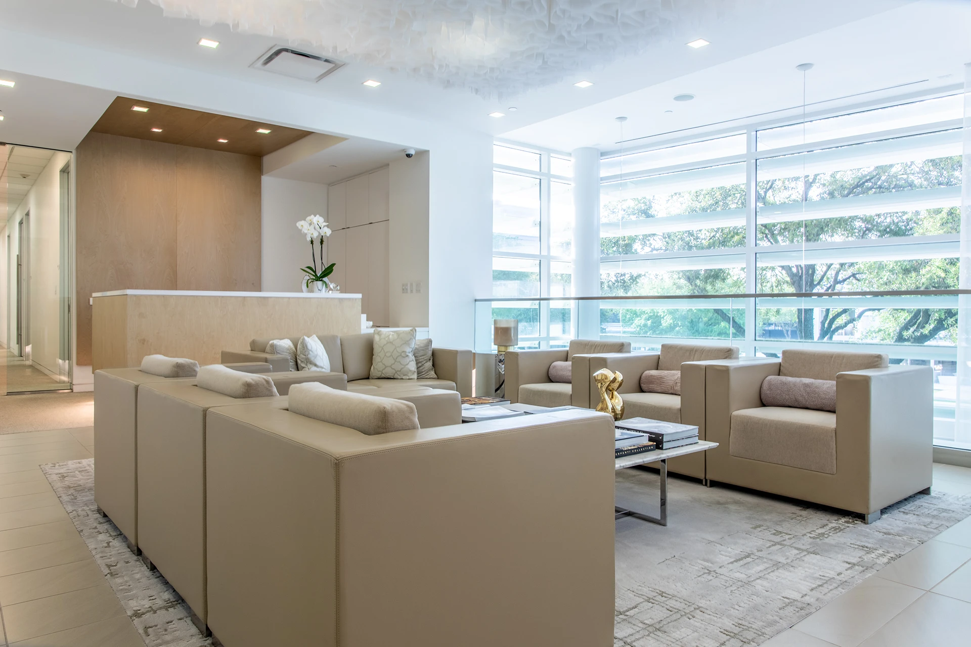 Unwind: A calm, private lounge that feels closer to a boutique hotel than a hospital.